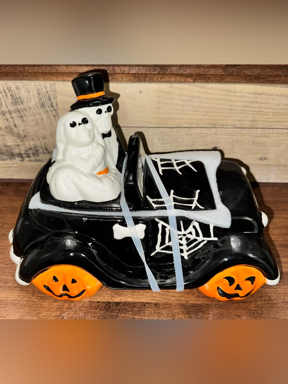 Cute 🥰 Halloween Wedding Cookie Jar Corpse 🧟 & Bride 🧟‍♀️ In Convertible Car 🚙 🆕